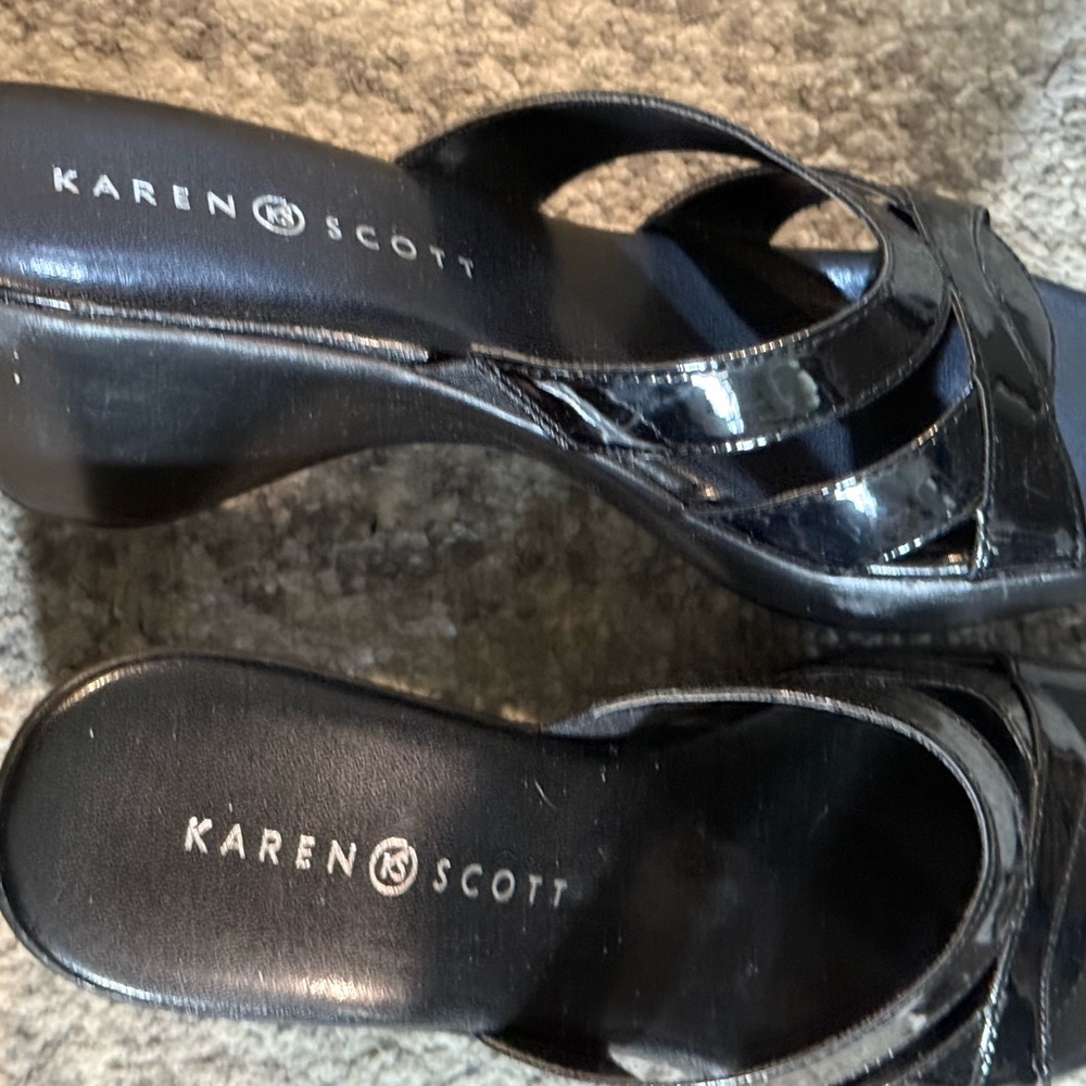 Karen Scott Black Women's Shoes brand new never worn